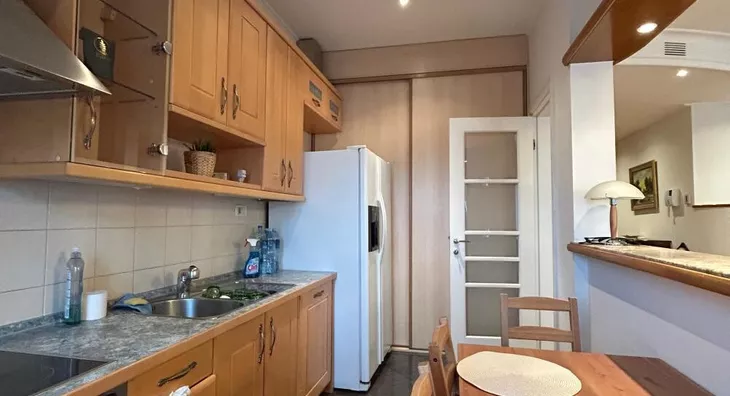 Četvoroiposoban stan | 4zida