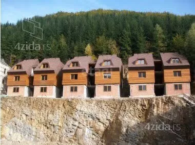 Turistički objekat | 4zida