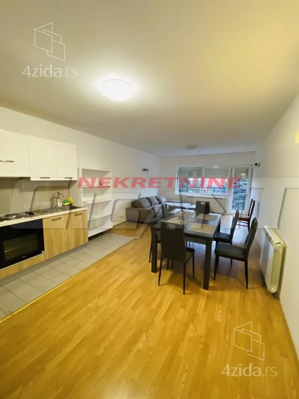 4-etažna kuća | 4zida