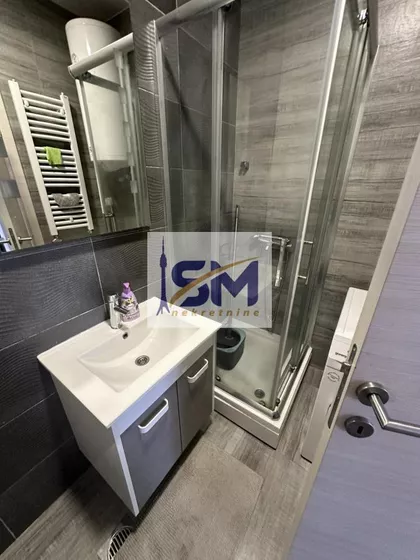 Gospodara Vučića | 4zida.rs