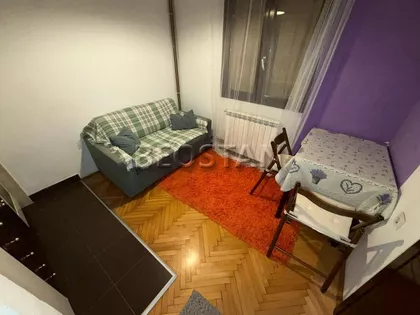 Crveni Krst Vračar | 4zida.rs