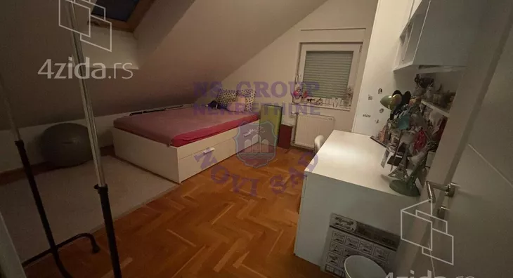 Četvoroiposoban stan | 4zida