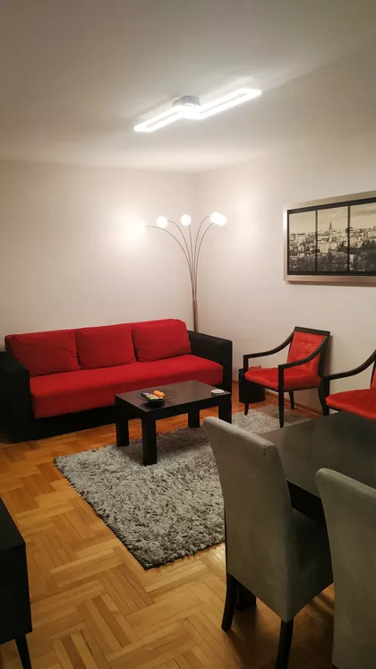 Petra Jovanovića | 4zida.rs