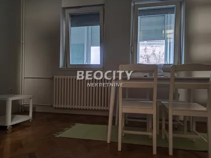 Dušana Vasiljeva | 4zida.rs