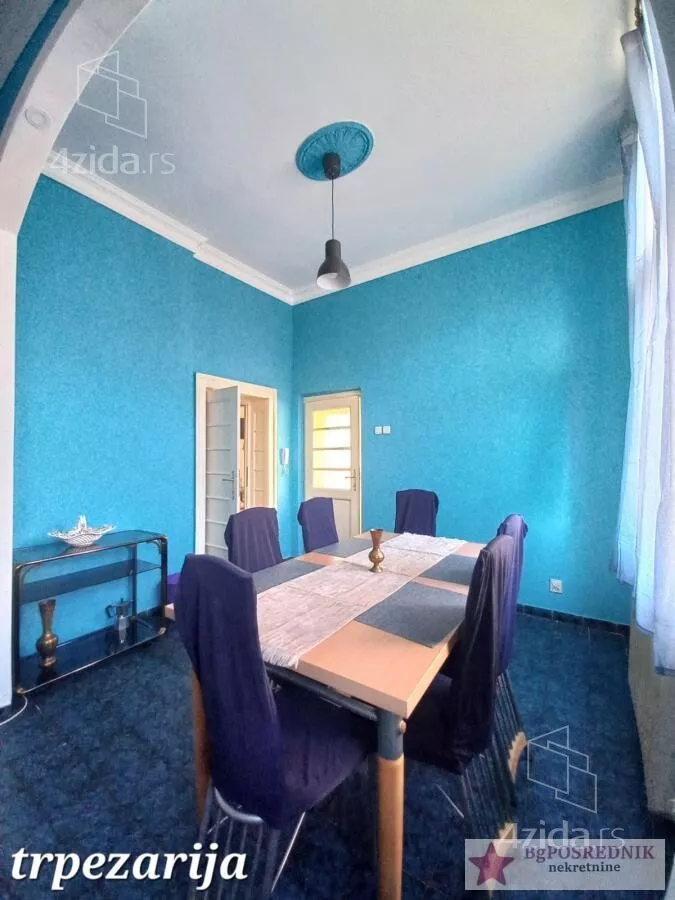 Četvoroiposoban stan | 4zida