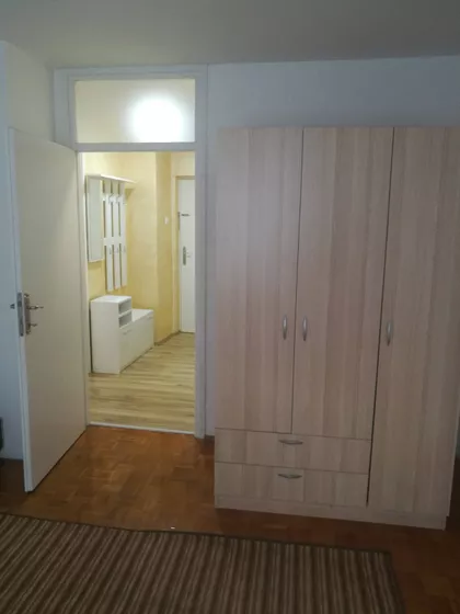 Sremčica | 4zida.rs