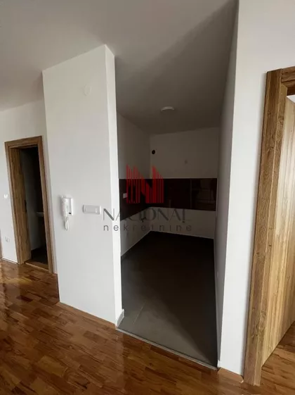 Sremska Kamenica | 4zida.rs