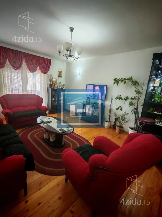 Kuća | 4zida