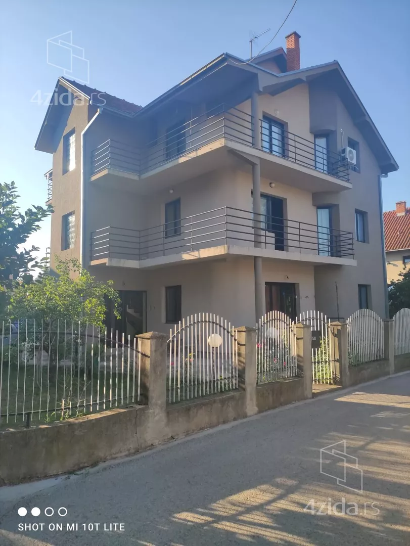 3-etažna kuća | 4zida