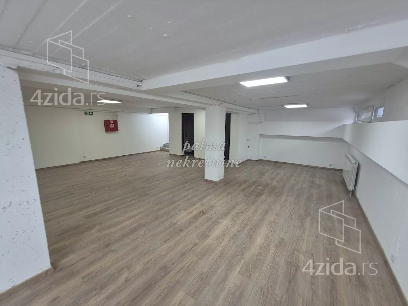 Poslovni prostor | 4zida