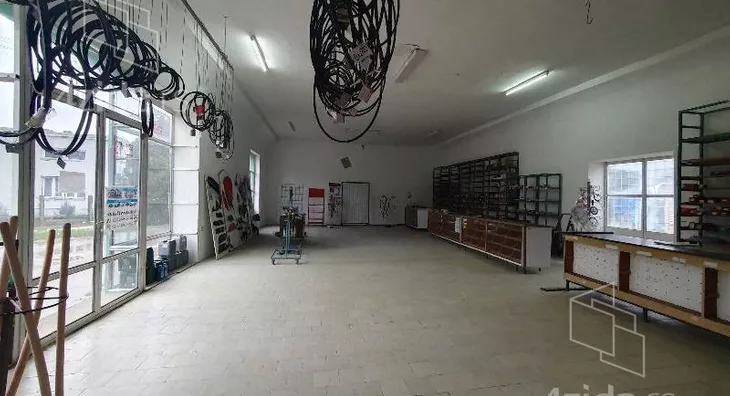 Poslovni prostor | 4zida