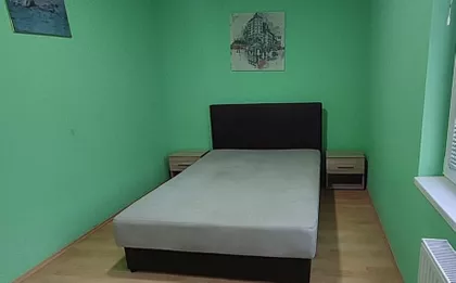 Tršćanska | 4zida.rs