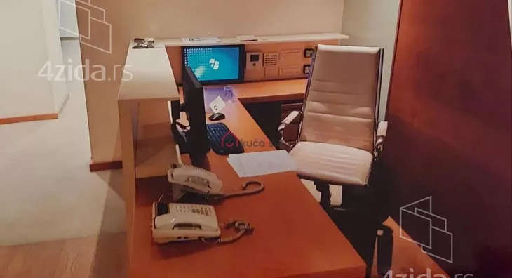 Poslovni prostor | 4zida