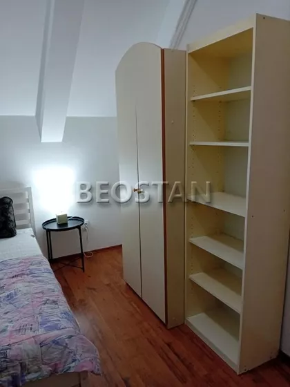 Veziljska | 4zida.rs