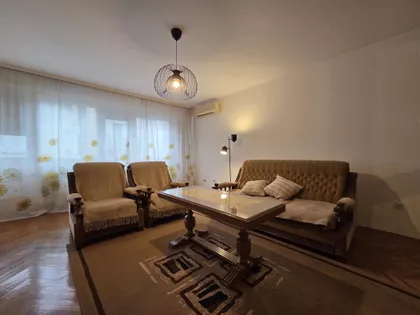 Cara Dušana | 4zida.rs