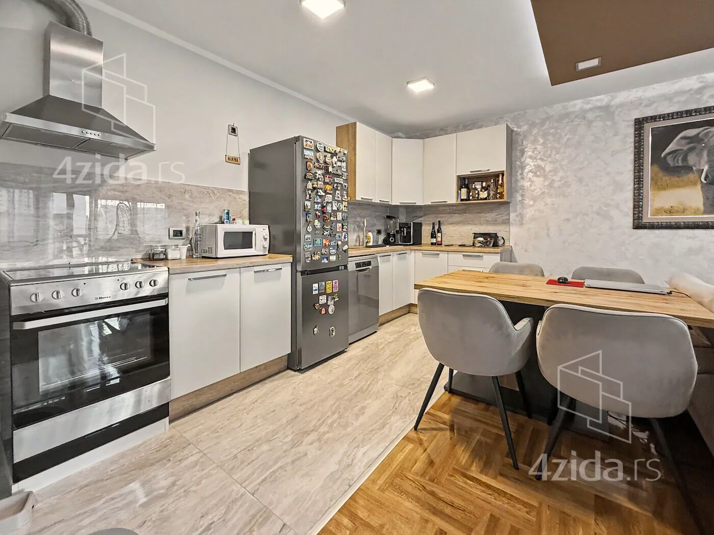 Dvoiposoban stan | 4zida