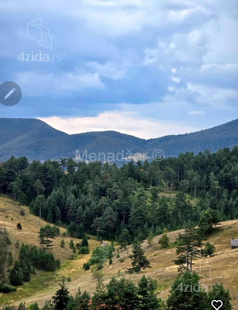 Plac | 4zida