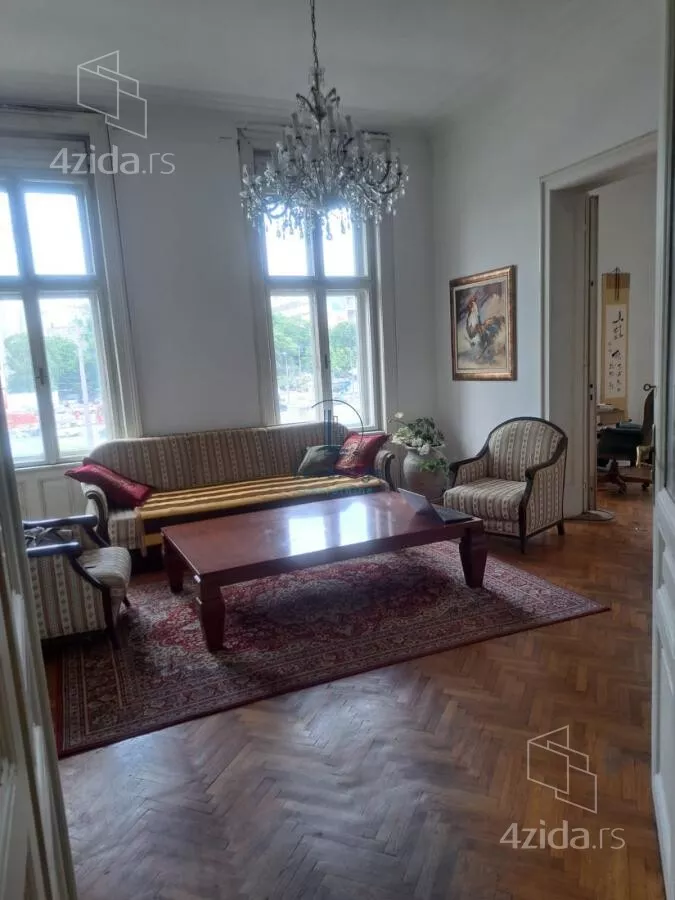 Petosoban stan | 4zida