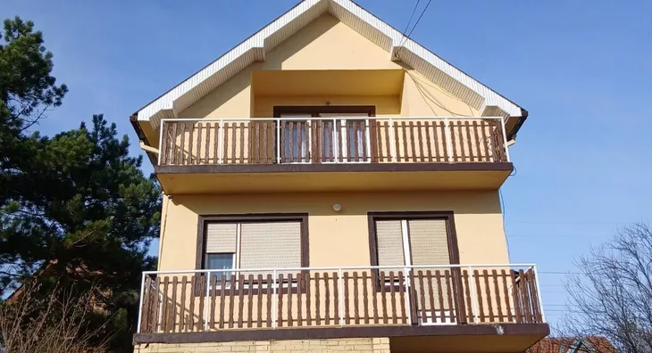 3-etažna kuća | 4zida