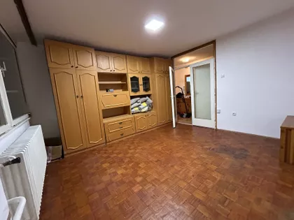 Bulevar Cara Lazara 33 | 4zida.rs