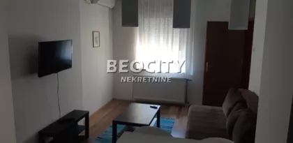 Vuka Karadžića | 4zida.rs