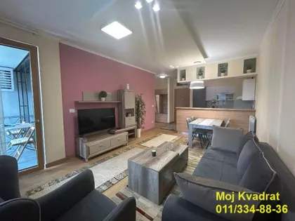 Tadije Sondermajera | 4zida.rs