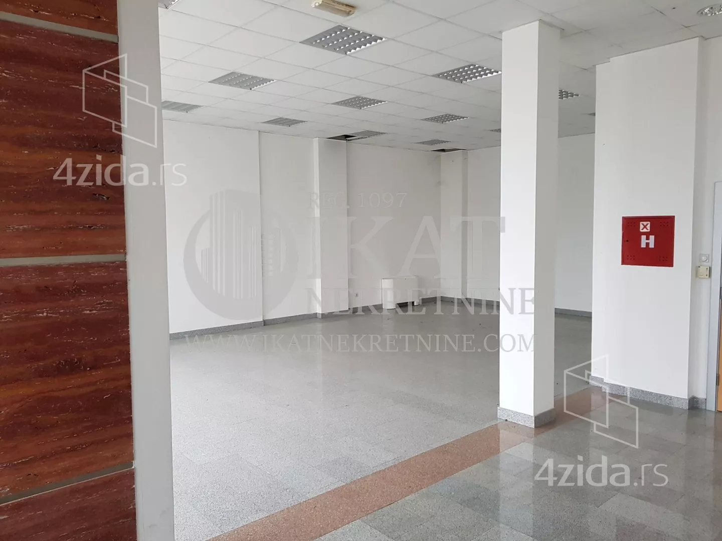 Poslovni prostor | 4zida