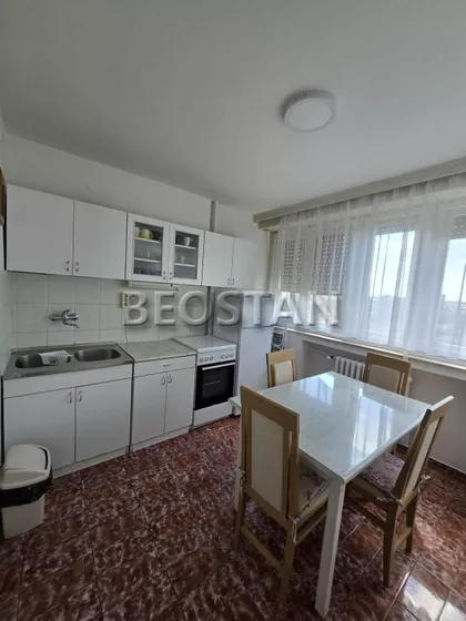 Karađorđev Trg | 4zida.rs