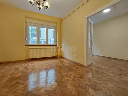 Cetinjska | 4zida.rs