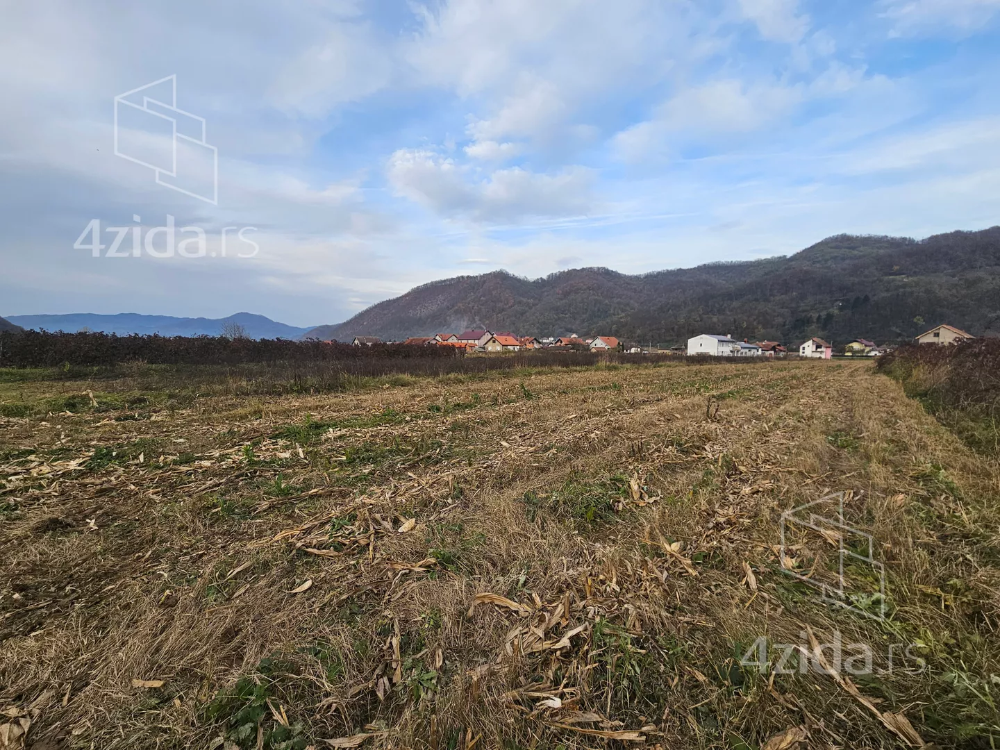 Poljoprivredno zemljište | 4zida