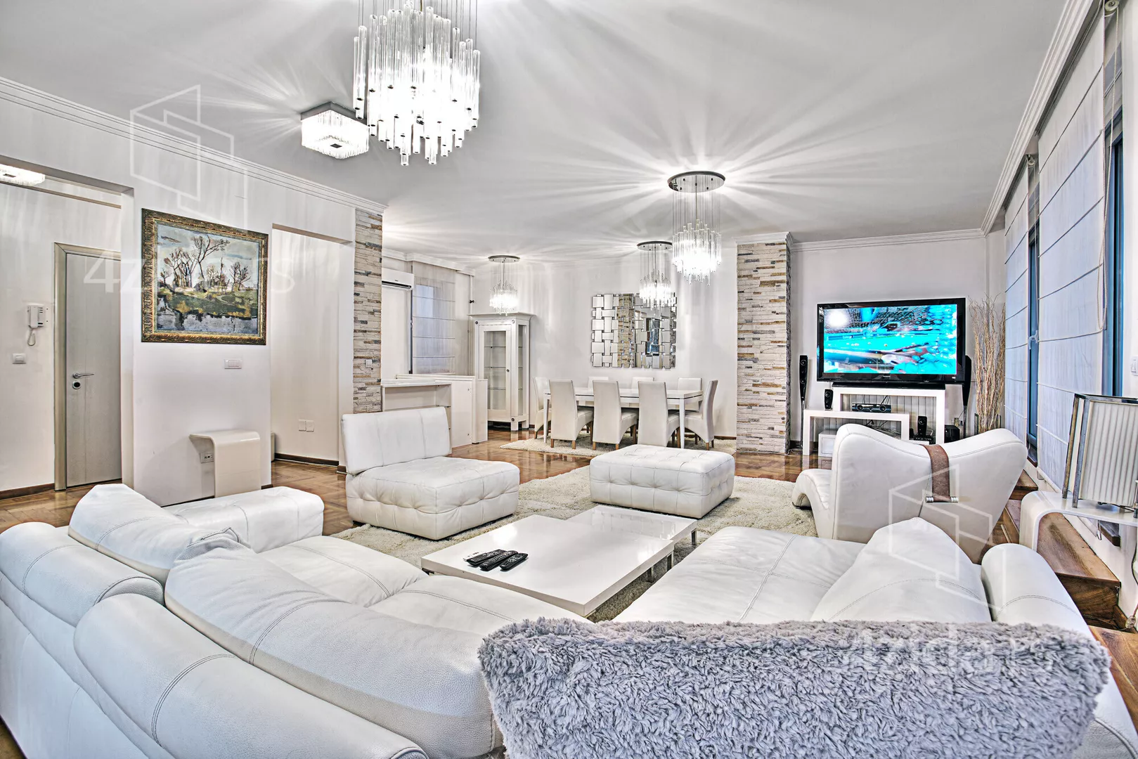 Petosoban stan | 4zida