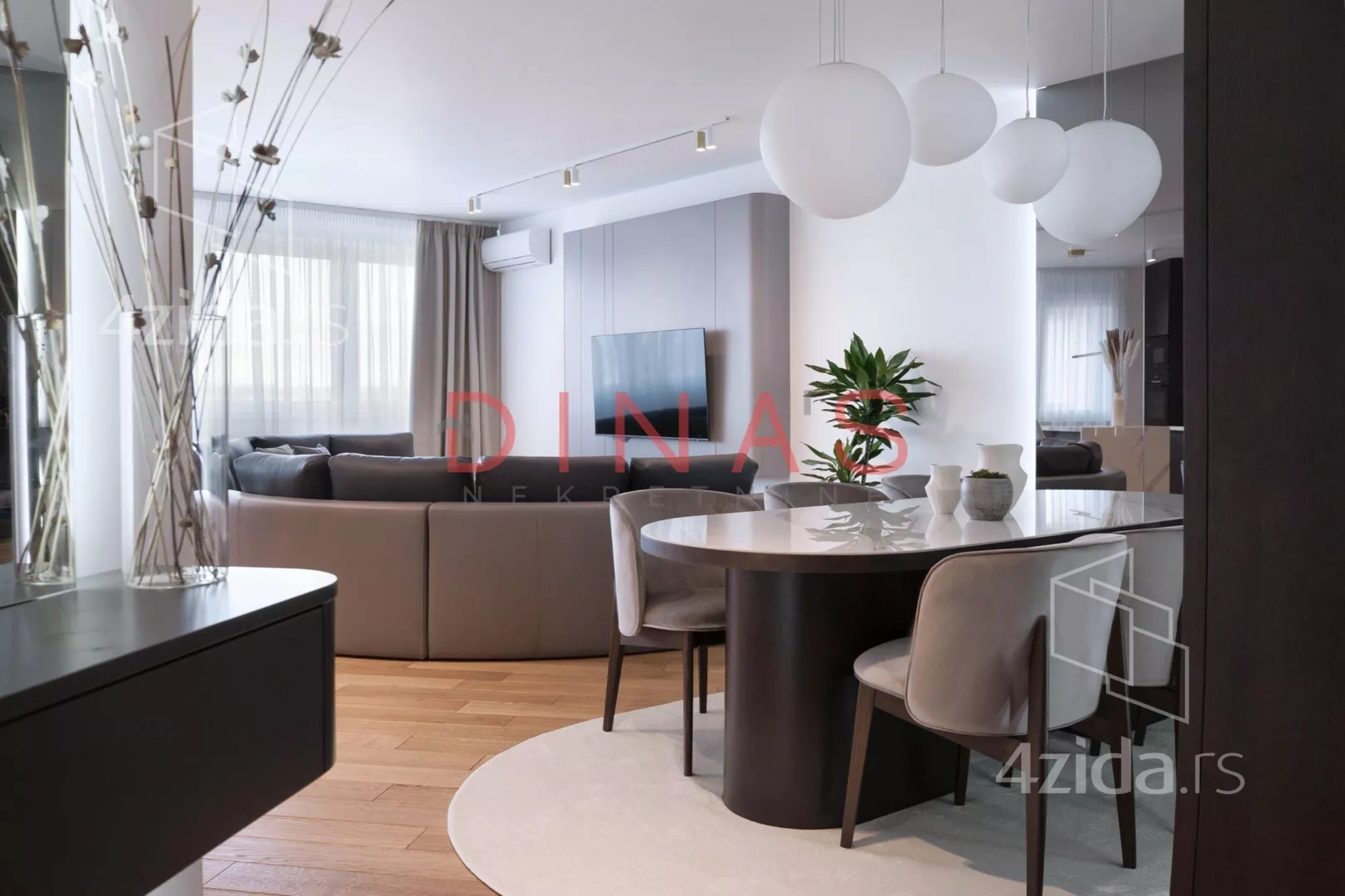 Četvorosoban stan | 4zida