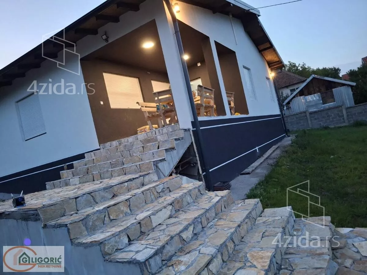 Kuća | 4zida