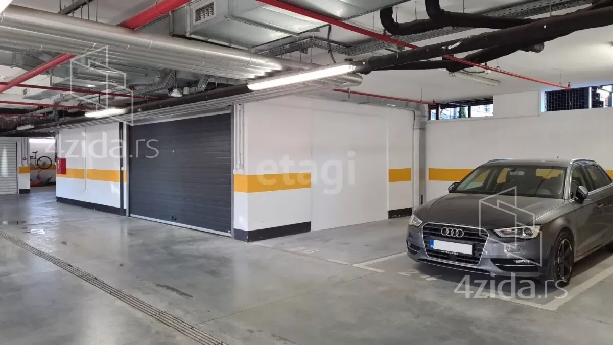 Petosoban stan | 4zida