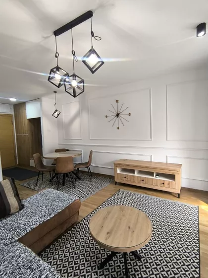 Južni Bulevar | 4zida.rs