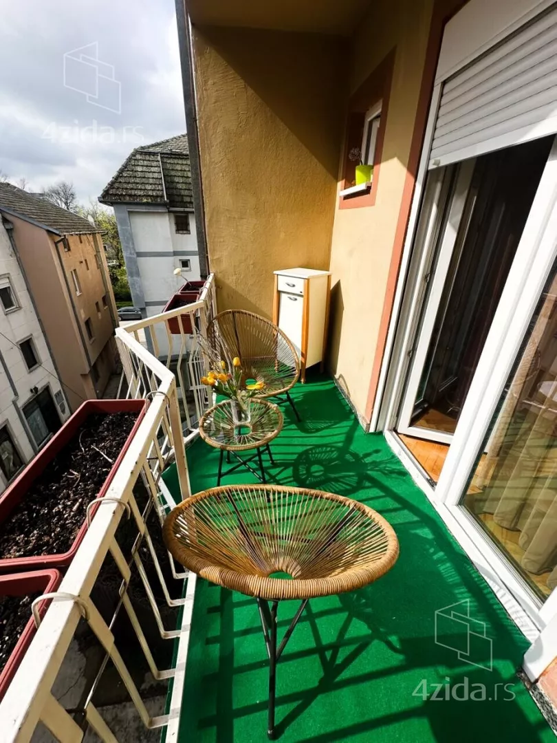 Dvoiposoban stan | 4zida