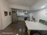 Lokal | 4zida