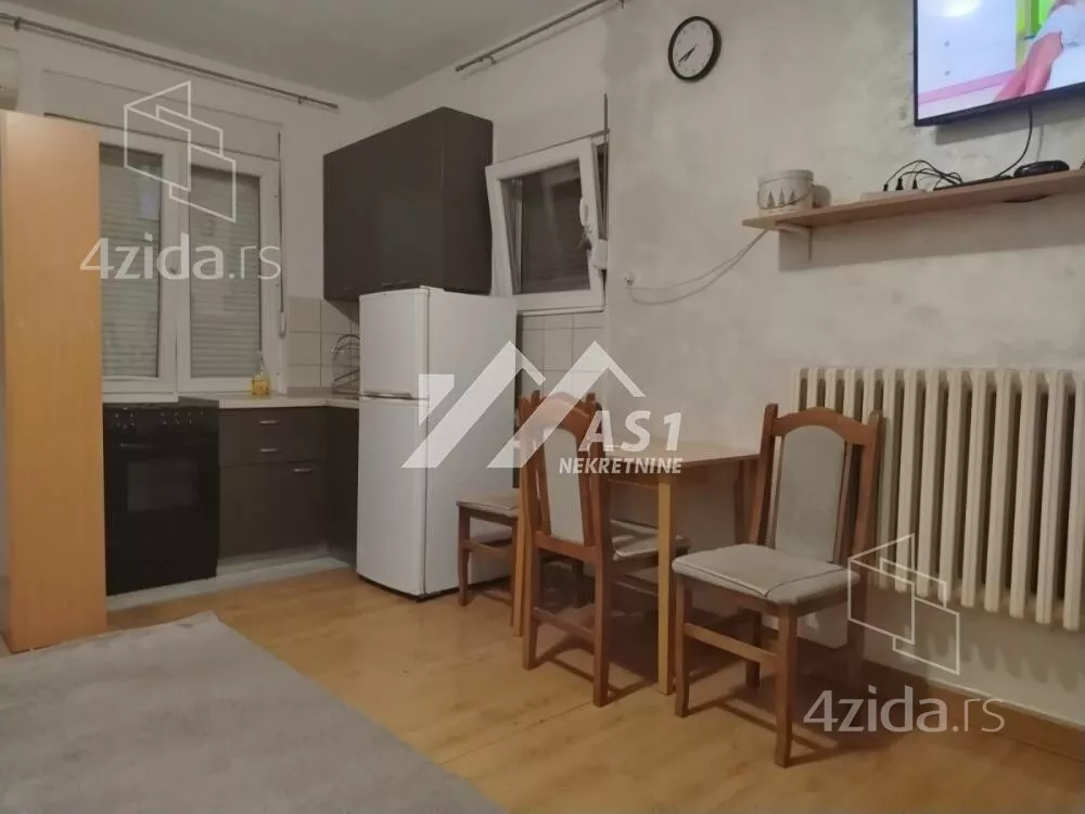 Garsonjera | 4zida