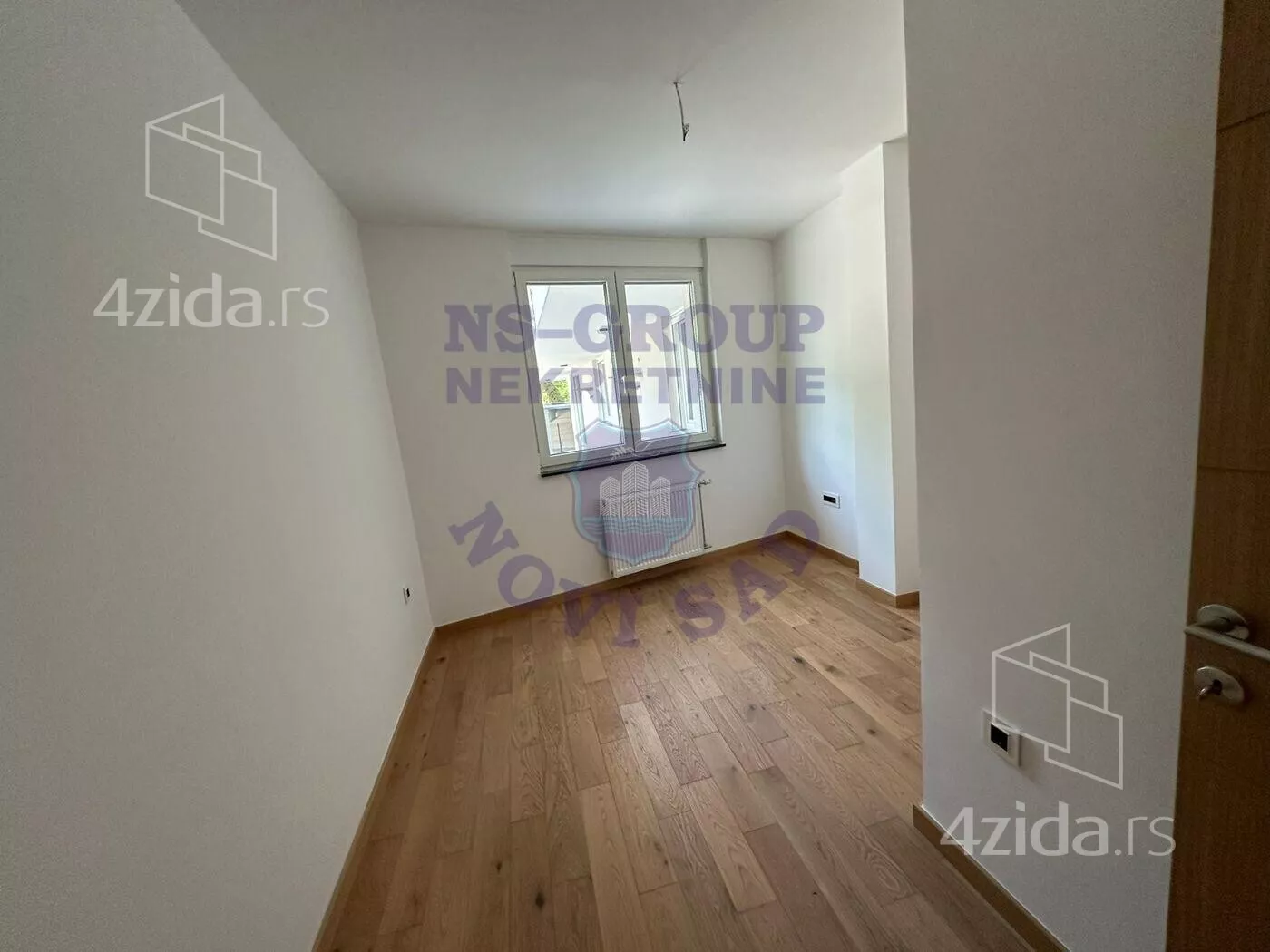 Troiposoban stan | 4zida