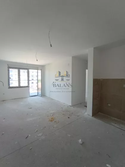 Stari Banovci | 4zida.rs