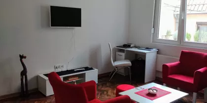 Crveni Krst Vračar | 4zida.rs