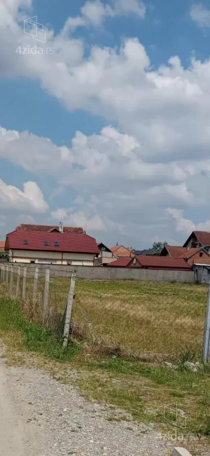 Plac | 4zida