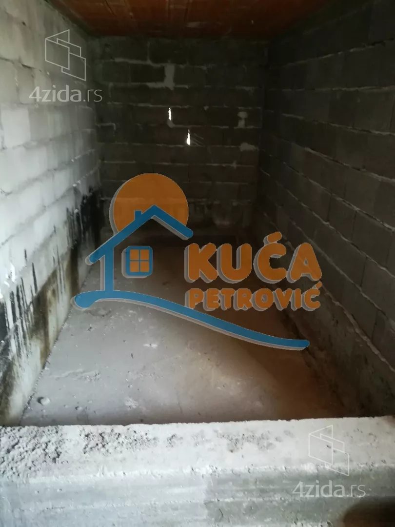 3-etažna kuća | 4zida