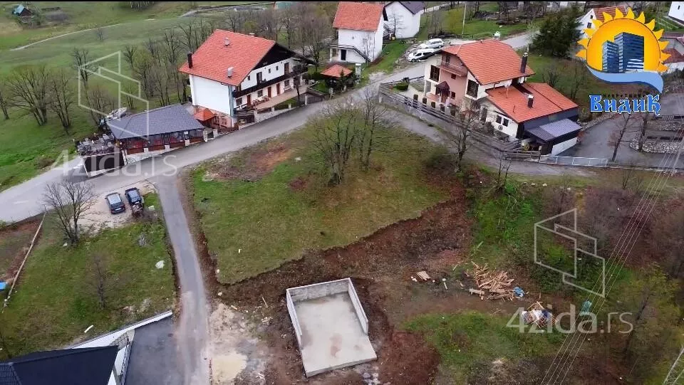 Građevinsko zemljište | 4zida