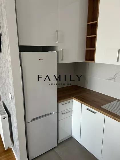 Novo Naselje | 4zida.rs