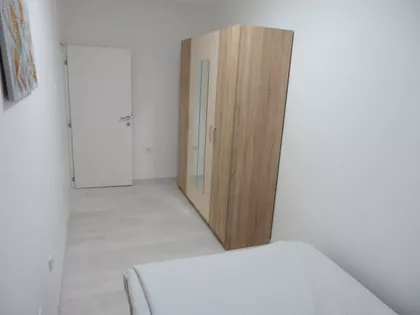 Ustanička | 4zida.rs