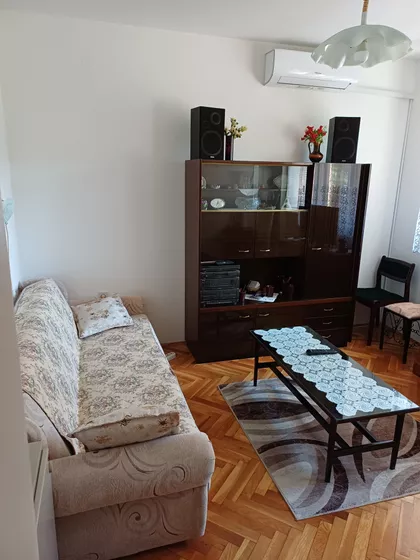 Velibora Markovića 13 | 4zida.rs