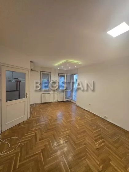 Klare Cetkin | 4zida.rs