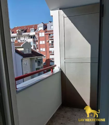 KOSANČIĆ IVANA | 4zida.rs