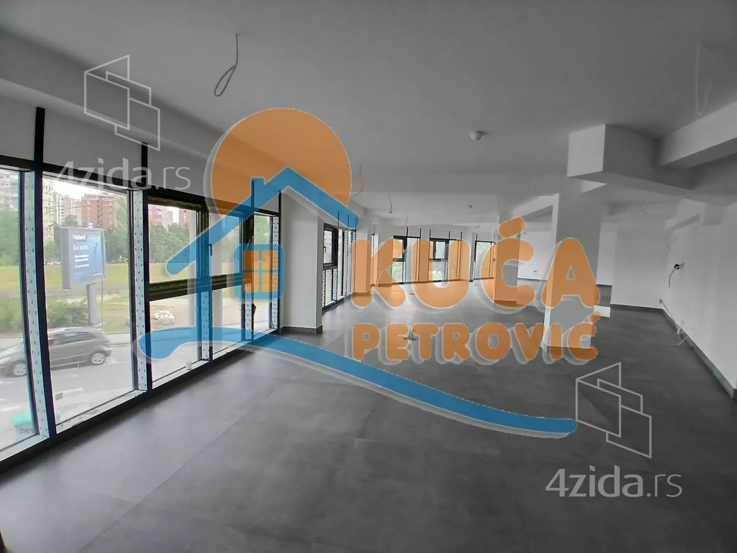 Lokal | 4zida